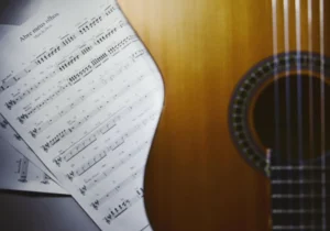 Top 5 Apps Católicos Para Ouvir Louvores e Músicas de Fé 24h Por Dia